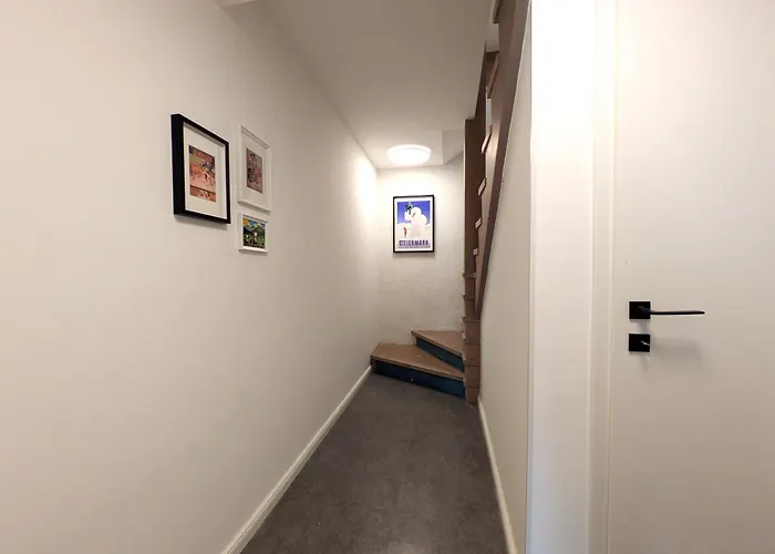 公寓 Mg4 - Modern Design In 18th-century House 穆劳