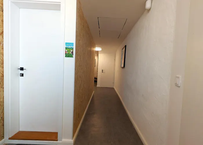 Mg4 - Modern Design In 18th-century House *