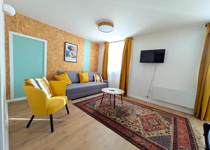 公寓 Mg4 - Modern Design In 18th-century House 穆劳