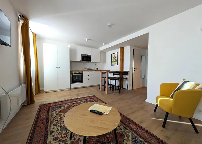 Mg4 - Modern Design In 18th-century House 穆劳