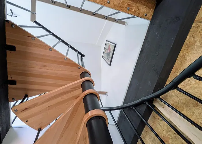 Mg4 - Modern Design In 18th-century House * 穆劳