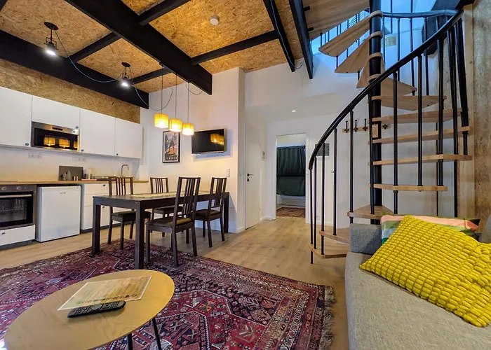 Mg4 - Modern Design In 18th-century House